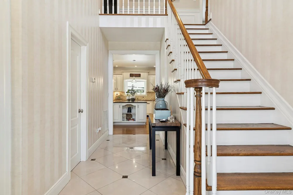 6 Dogwood Street East Quogue, NY 11942