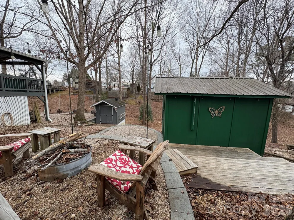 117 Pier Avenue New London, NC 28127