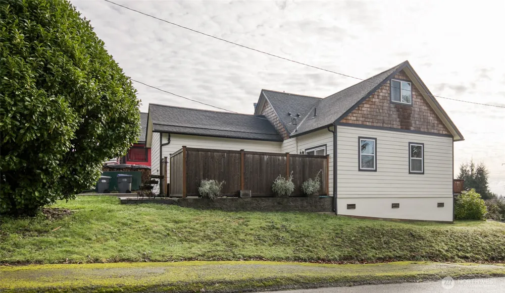 402 Burleigh Aberdeen, WA 98520