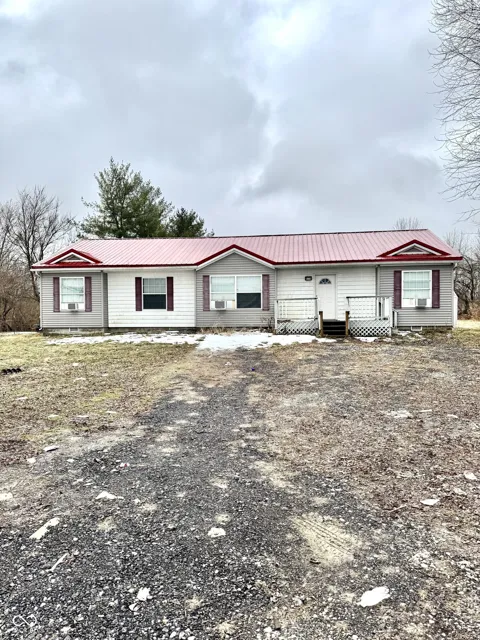 5495 E Greensburg Road