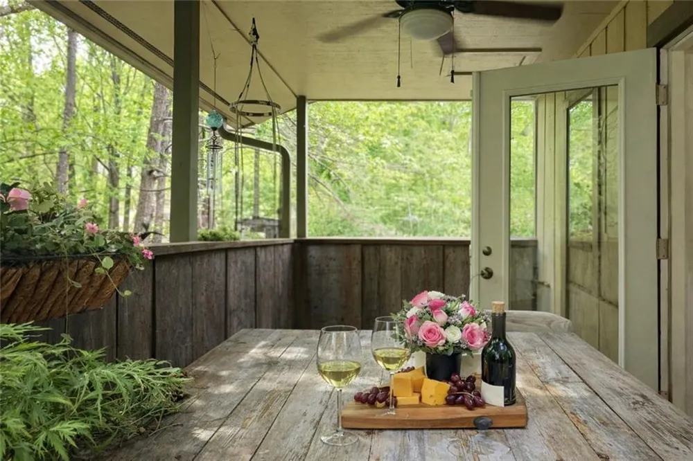 1509 Woodcliff Drive NE