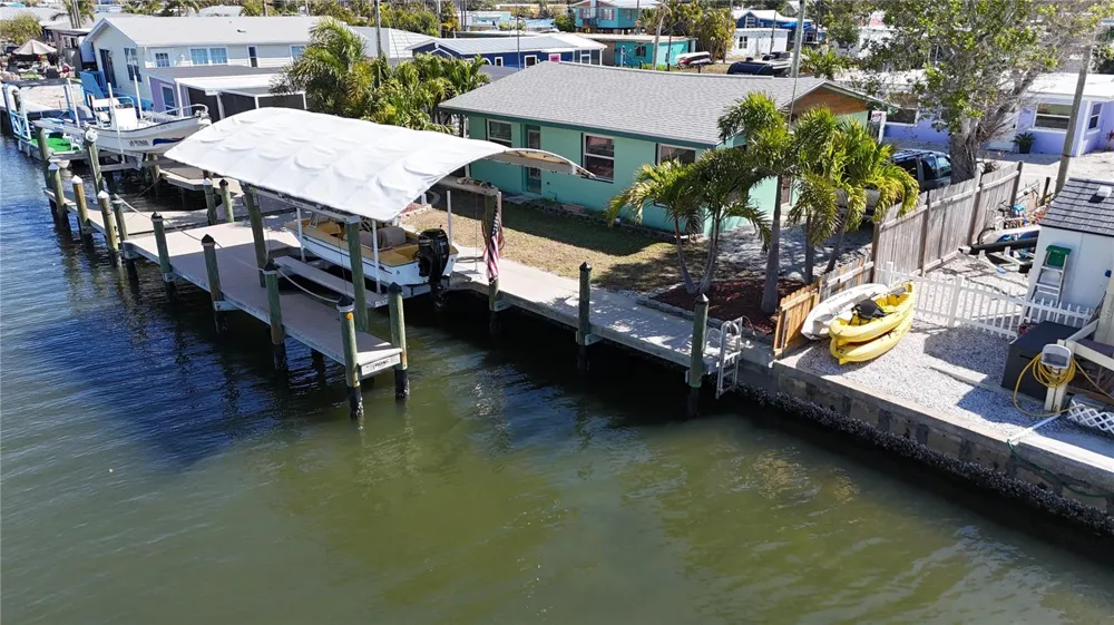 2650 COCO PLUM DRIVE Matlacha, FL 33993