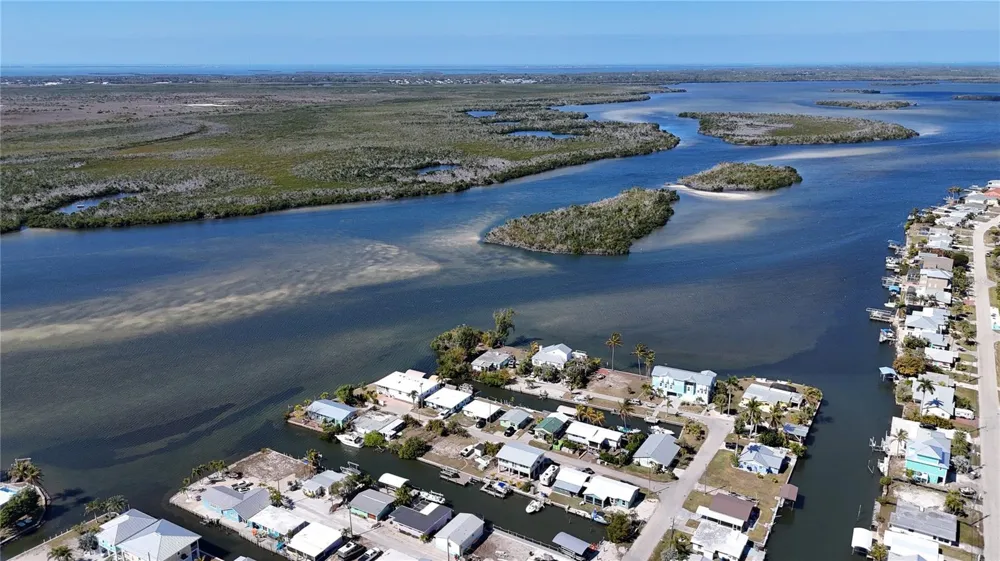 2650 COCO PLUM DRIVE Matlacha, FL 33993