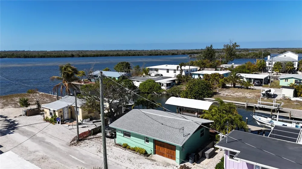 2650 COCO PLUM DRIVE Matlacha, FL 33993