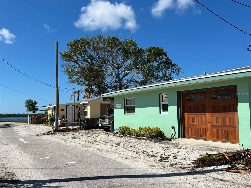 2650 COCO PLUM DRIVE Matlacha, FL 33993