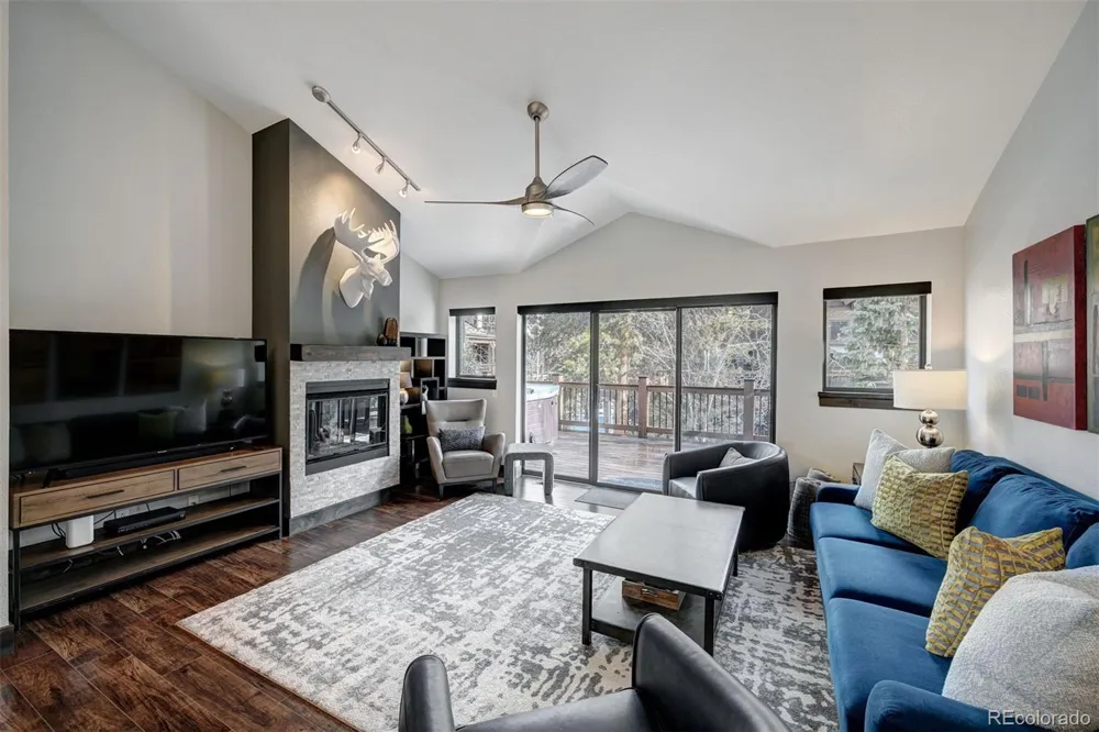 216 Village Point Drive