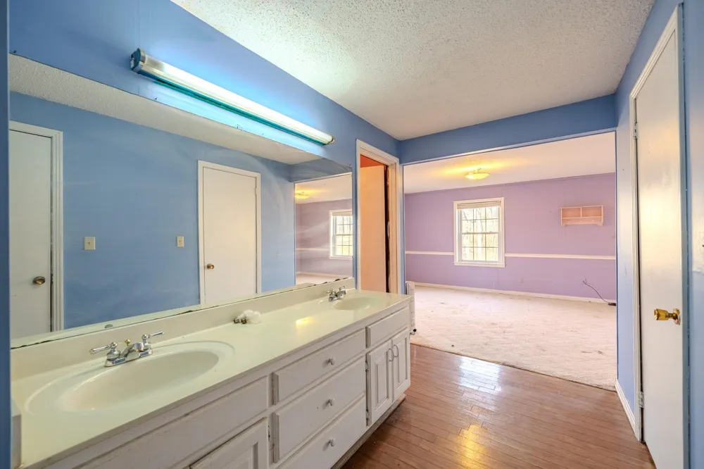 705 HURRICANE HILL DR Waynesboro, TN 38485