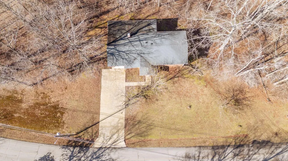 705 HURRICANE HILL DR Waynesboro, TN 38485