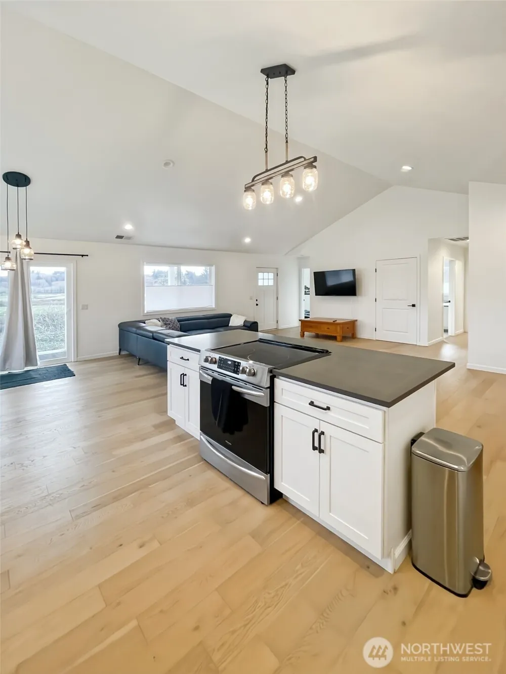 600 Harrison Street South Bend, WA 98586