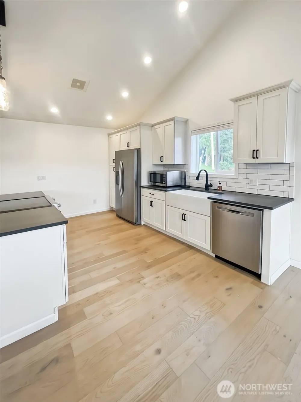 600 Harrison Street South Bend, WA 98586