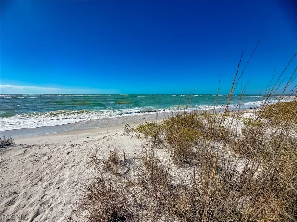 Gulf Lane Upper Captiva, FL 33924