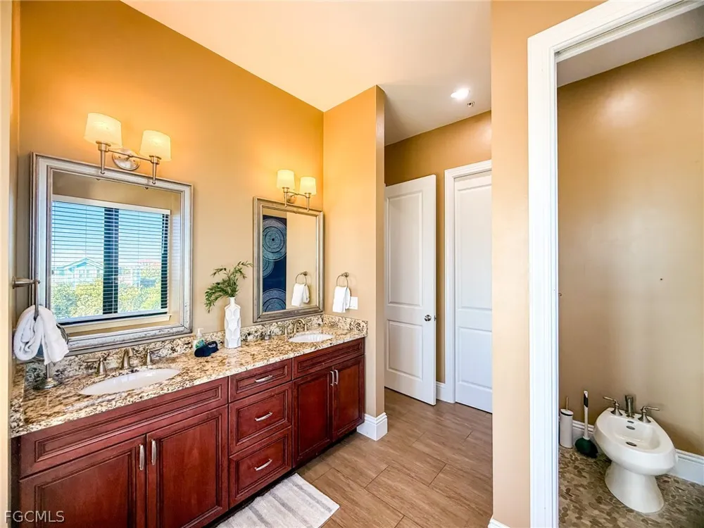 Gulf Lane Upper Captiva, FL 33924
