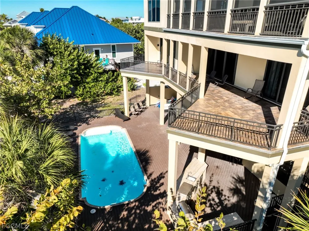 Gulf Lane Upper Captiva, FL 33924