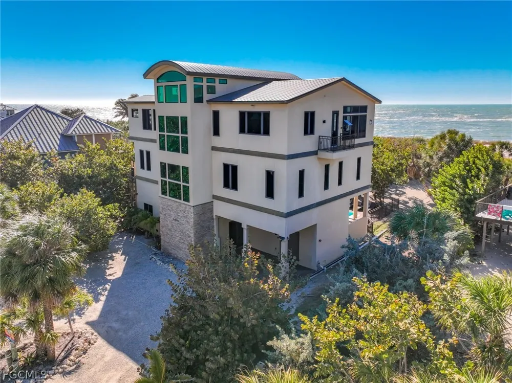Gulf Lane Upper Captiva, FL 33924