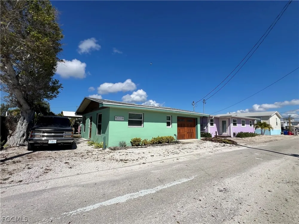Coco Plum Drive Matlacha, FL 33993