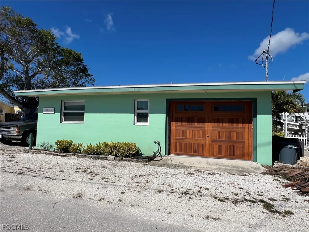 Coco Plum Drive Matlacha, FL 33993