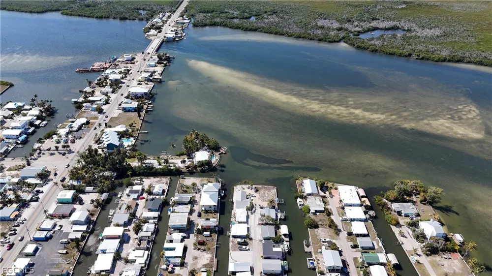 Coco Plum Drive Matlacha, FL 33993