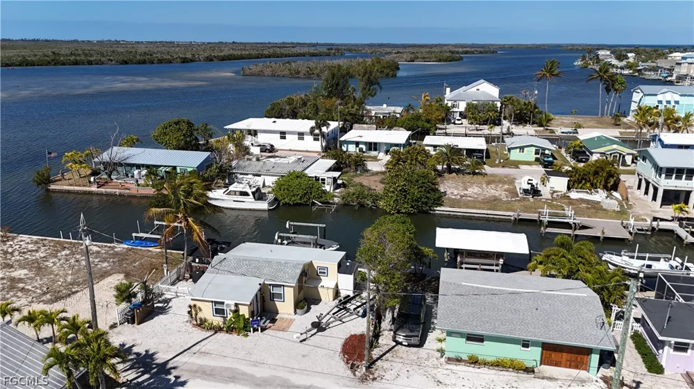 Coco Plum Drive Matlacha, FL 33993