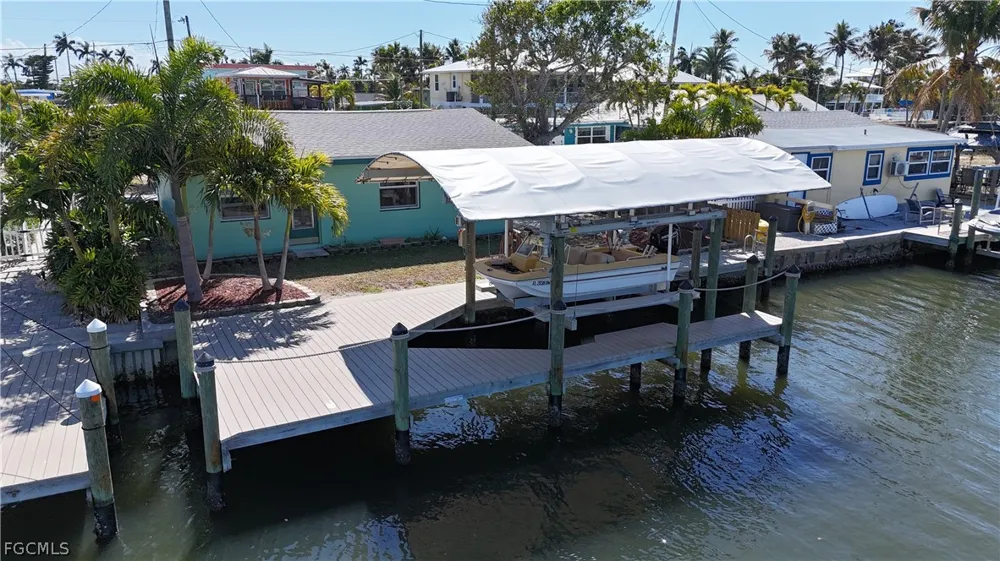 Coco Plum Drive Matlacha, FL 33993