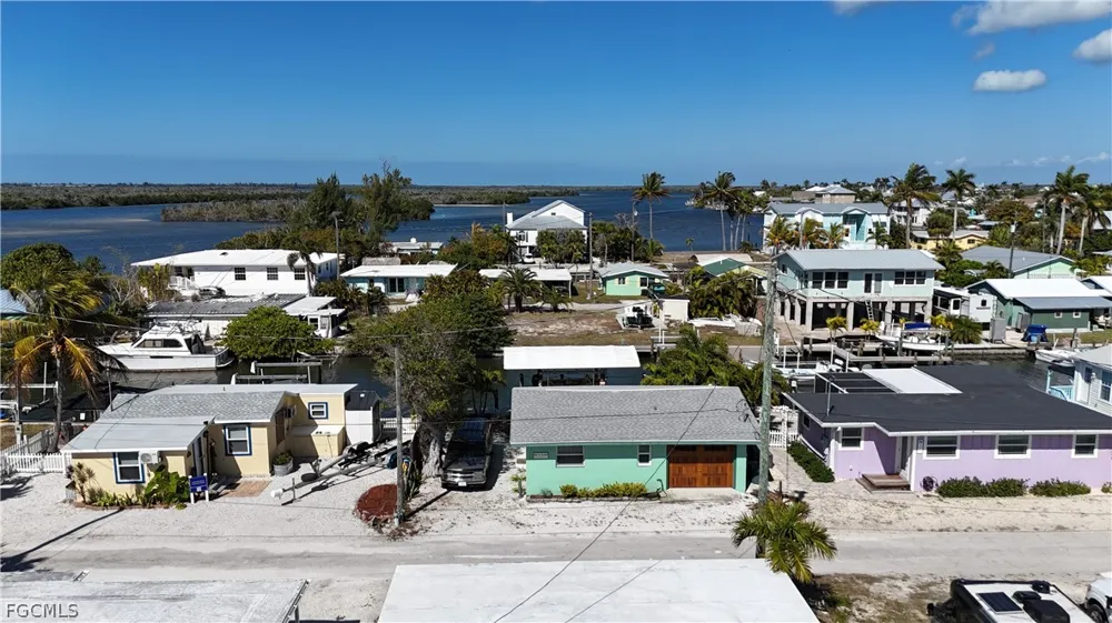 Coco Plum Drive Matlacha, FL 33993