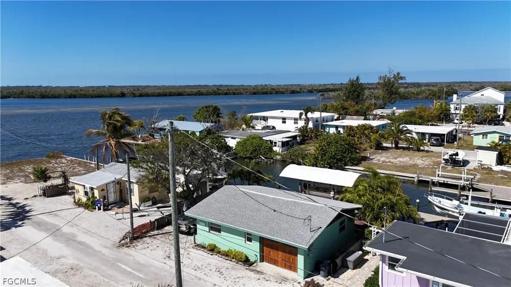 Coco Plum Drive Matlacha, FL 33993