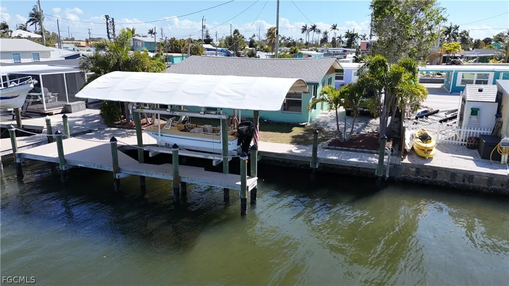 Coco Plum Drive Matlacha, FL 33993