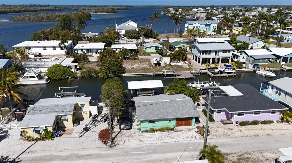 Coco Plum Drive Matlacha, FL 33993