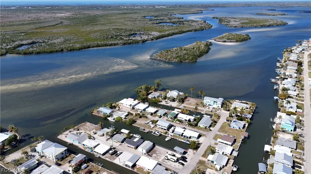 Coco Plum Drive Matlacha, FL 33993