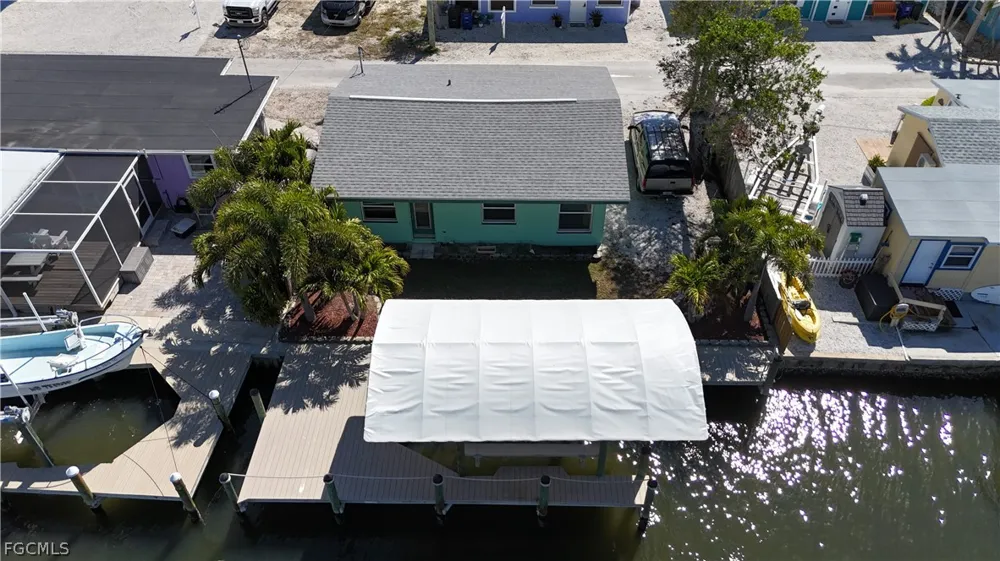 Coco Plum Drive Matlacha, FL 33993