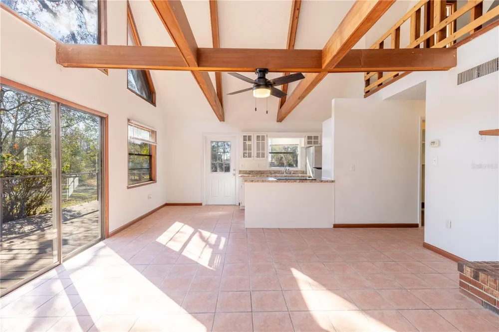 40043 W 8TH AVENUE Umatilla, FL 32784