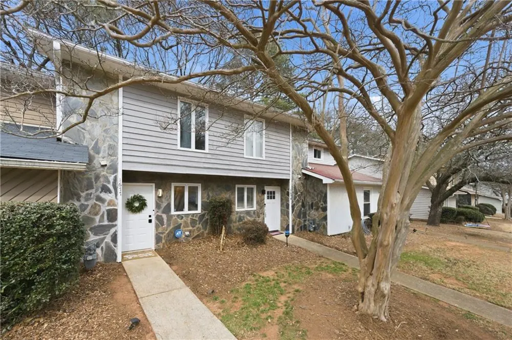 1677 Wynndowne Trail SE