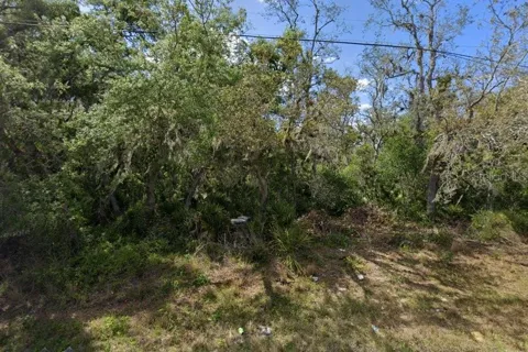 5713 COUNTY ROAD 17 S