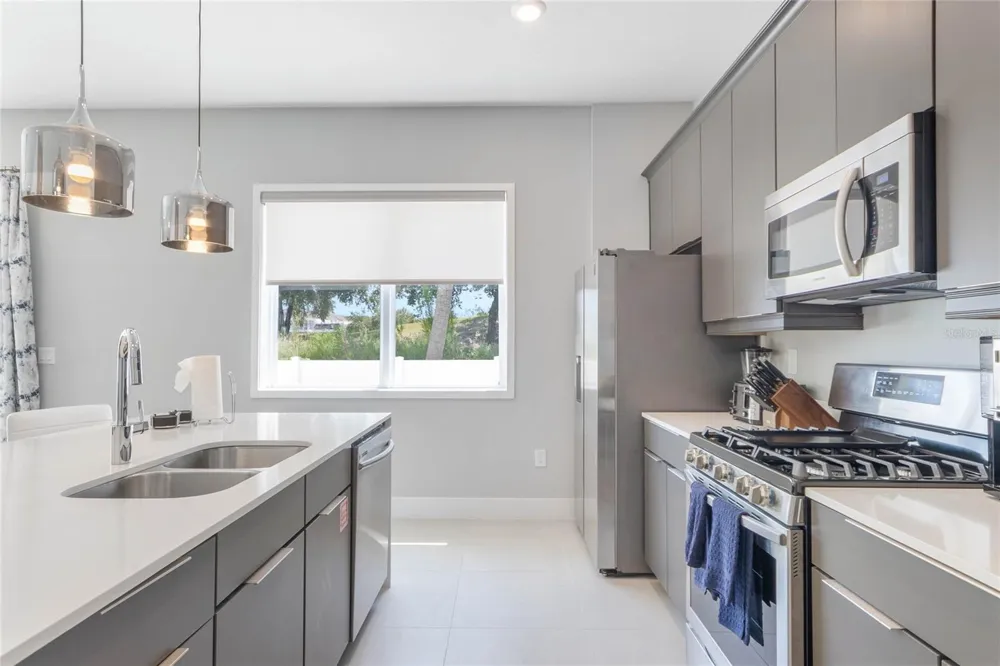 7770 SANDY RIDGE DRIVE #110 Reunion, FL 34747