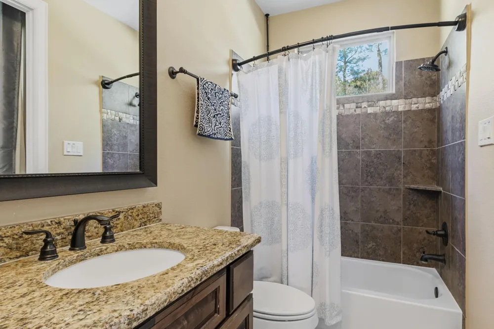 1142 Fletcher Anderson, TX 77830