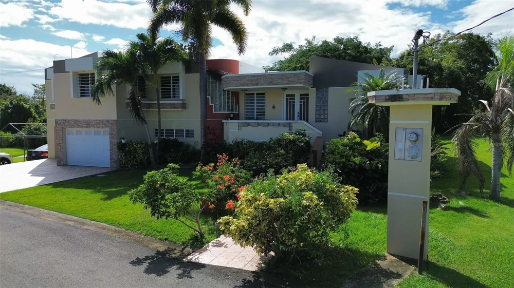1117 CALLE VIRGINIA BARRETO GARCIA Quebradillas, PR 00678