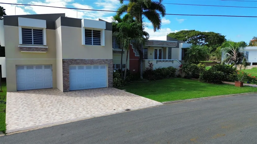 1117 CALLE VIRGINIA BARRETO GARCIA Quebradillas, PR 00678