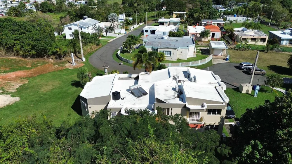 1117 CALLE VIRGINIA BARRETO GARCIA Quebradillas, PR 00678