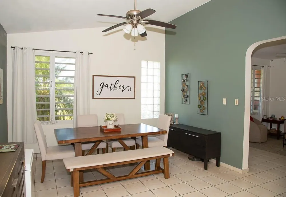 1117 CALLE VIRGINIA BARRETO GARCIA Quebradillas, PR 00678