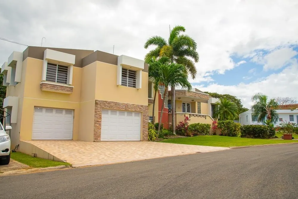 1117 CALLE VIRGINIA BARRETO GARCIA Quebradillas, PR 00678
