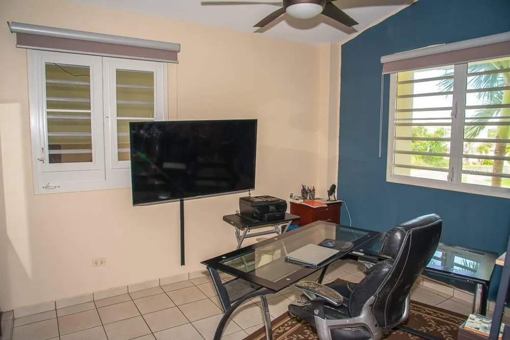 1117 CALLE VIRGINIA BARRETO GARCIA Quebradillas, PR 00678