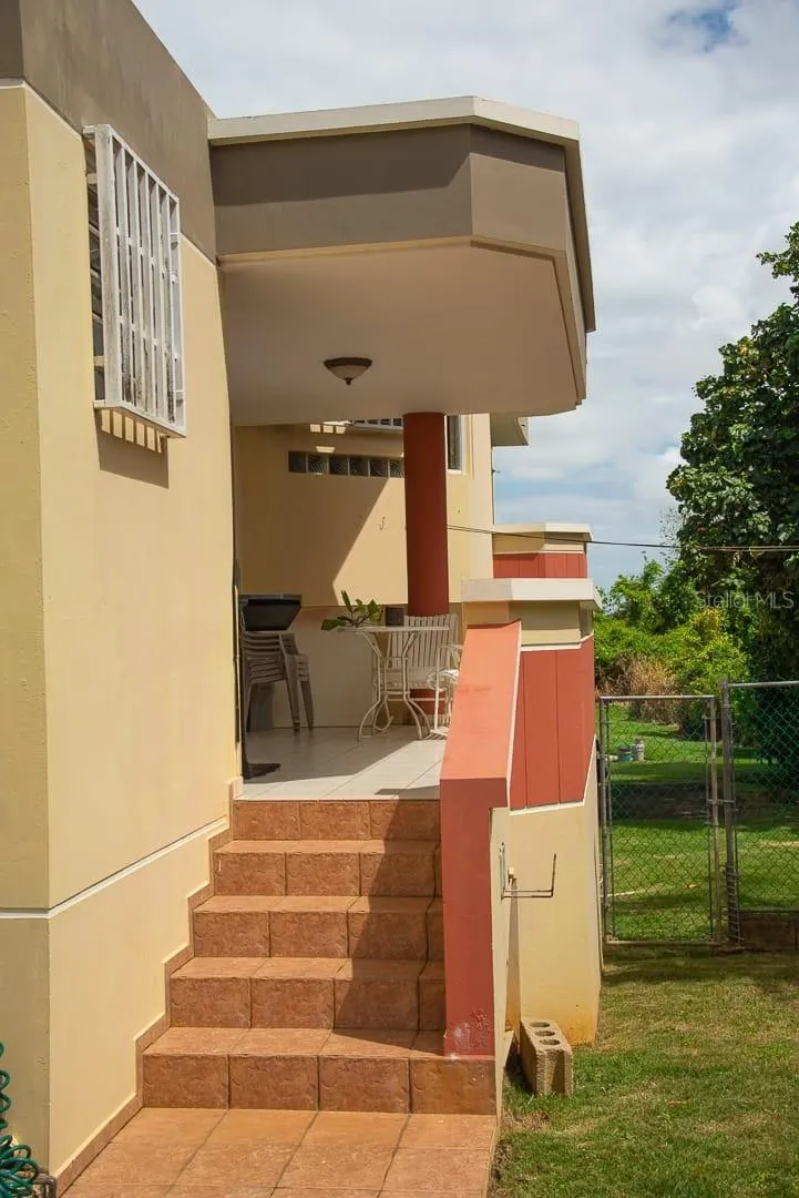 1117 CALLE VIRGINIA BARRETO GARCIA Quebradillas, PR 00678