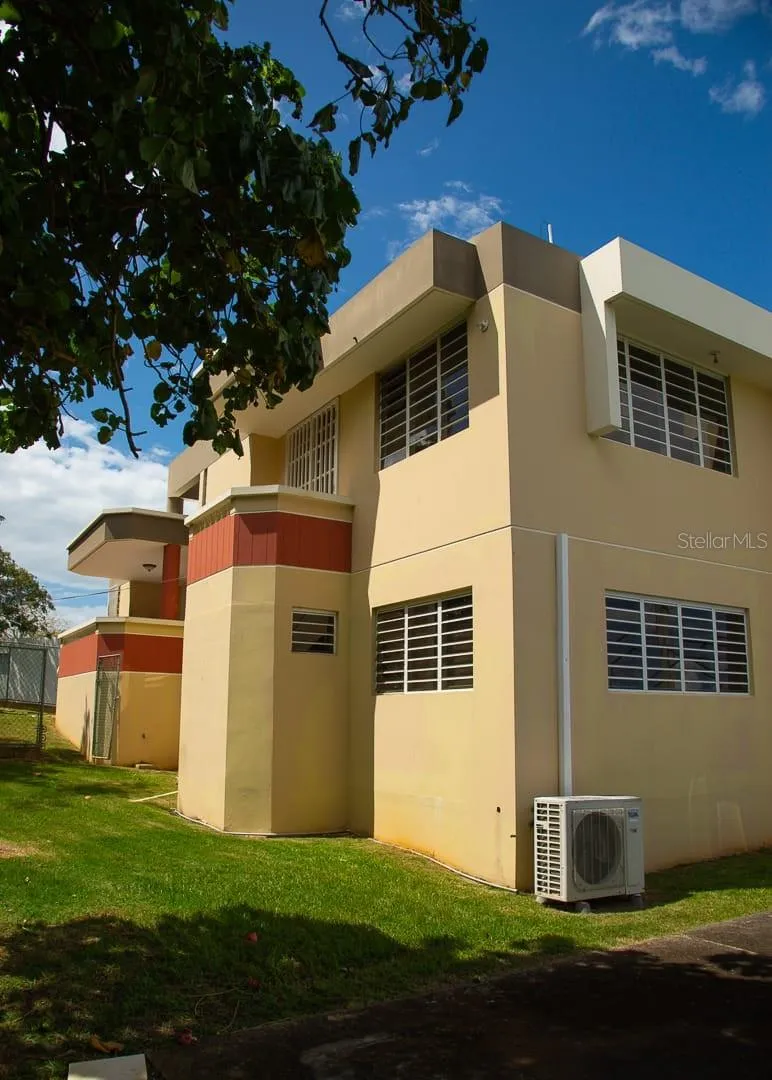 1117 CALLE VIRGINIA BARRETO GARCIA Quebradillas, PR 00678