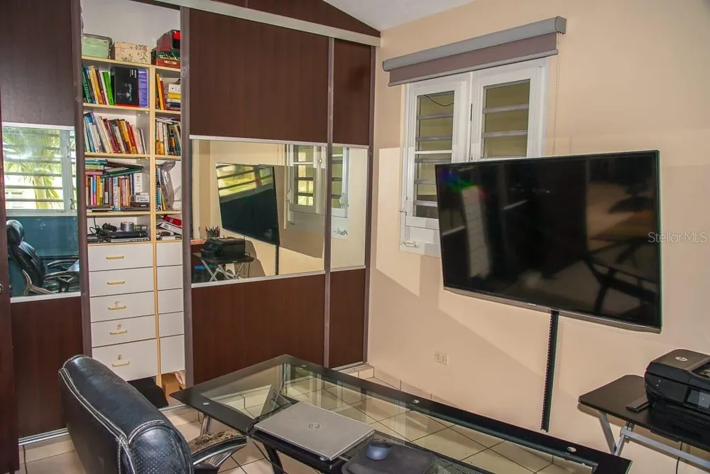 1117 CALLE VIRGINIA BARRETO GARCIA Quebradillas, PR 00678