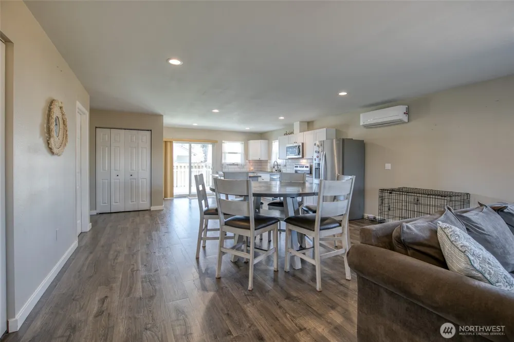 839 1st Street Westport, WA 98595