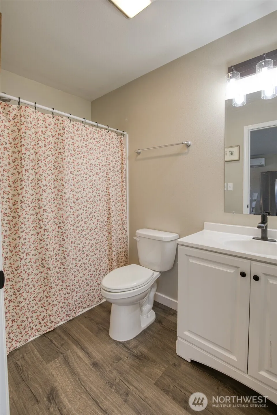 839 1st Street Westport, WA 98595