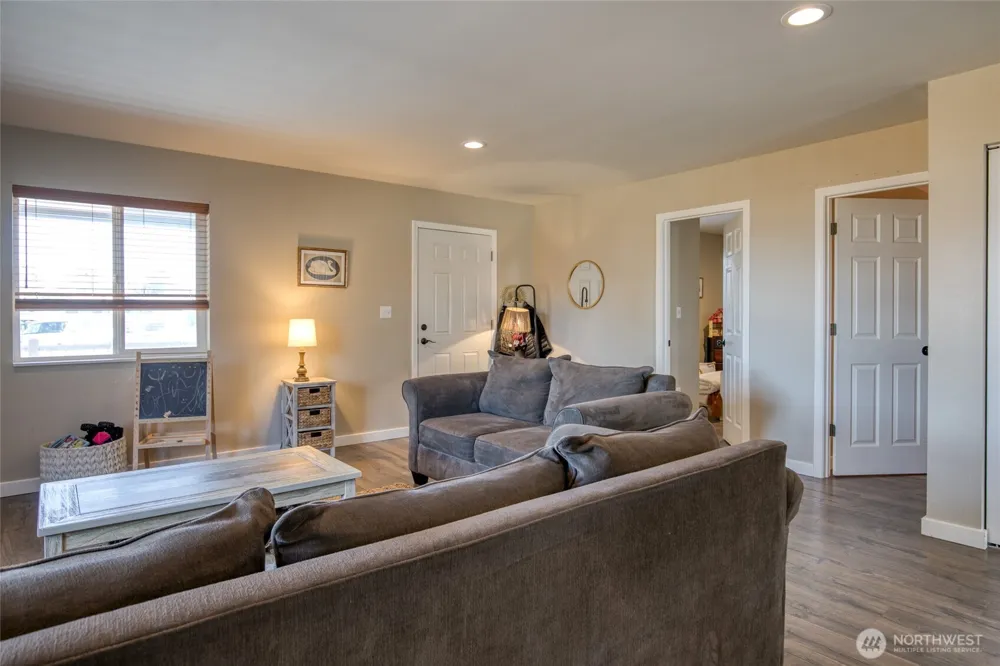 839 1st Street Westport, WA 98595