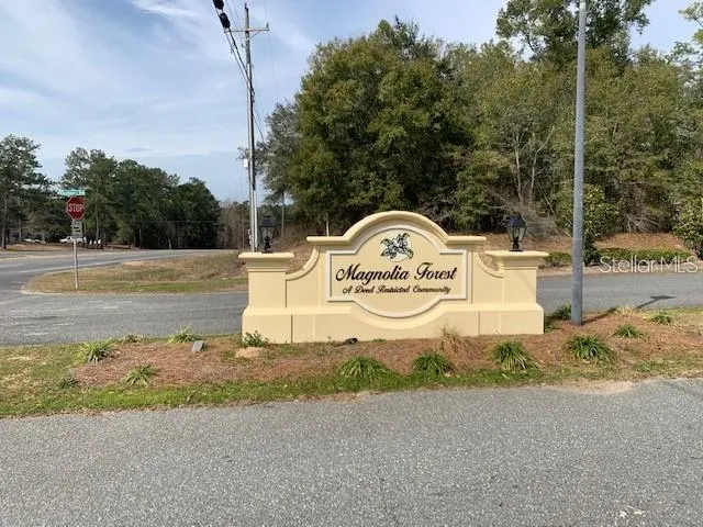 167 SPARKLEBERRY BOULEVARD Quincy, FL 32351