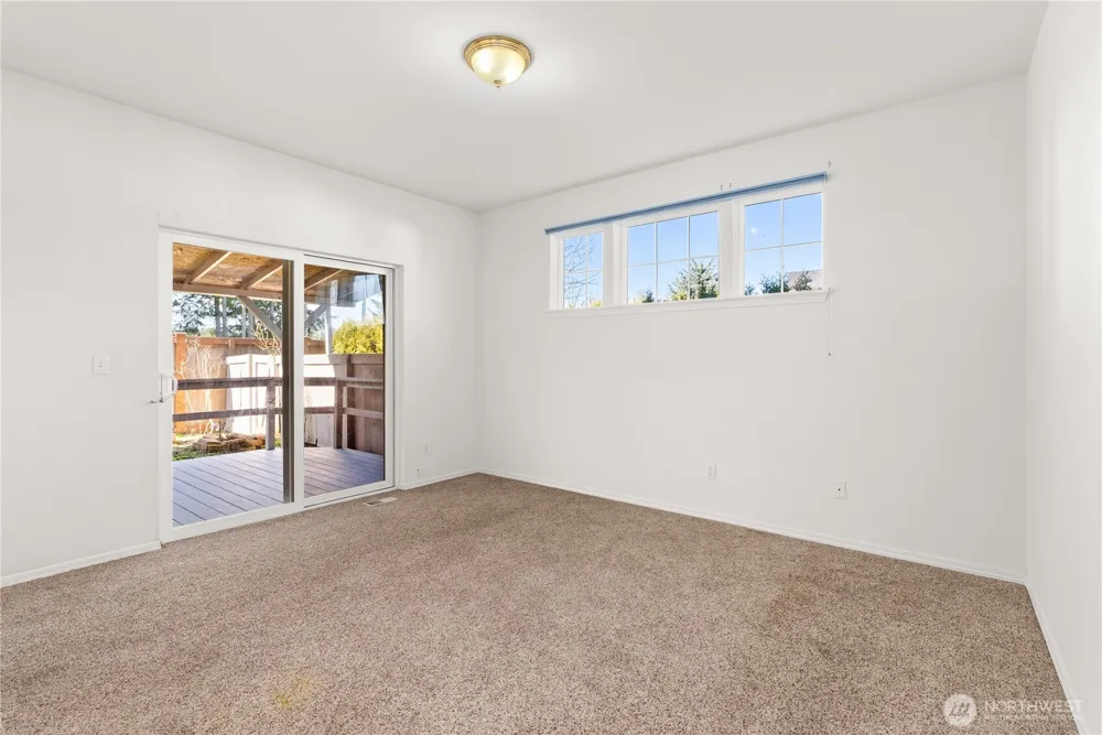 905 Landing Way Centralia, WA 98531