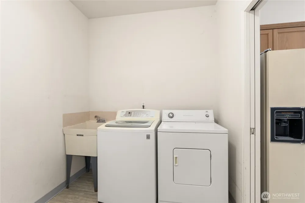 905 Landing Way Centralia, WA 98531