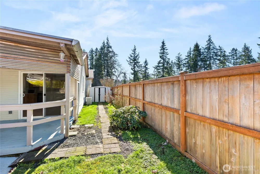 905 Landing Way Centralia, WA 98531